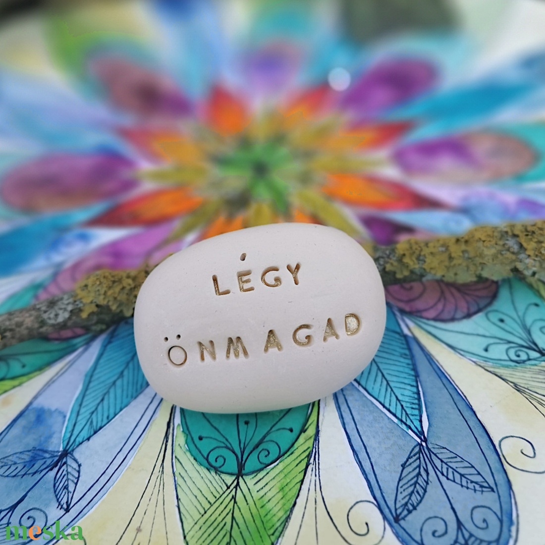 LÉGY ÖNMAGAD - Kerámia Varázskavics üzenettel, motivációs felirattal - esküvő - emlék & ajándék - köszönőajándék - Meska.hu
