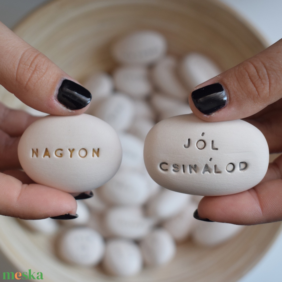 JÓL CSINÁLOD - Kerámia Varázskavics üzenettel, motivációs felirattal - esküvő - emlék & ajándék - köszönőajándék - Meska.hu