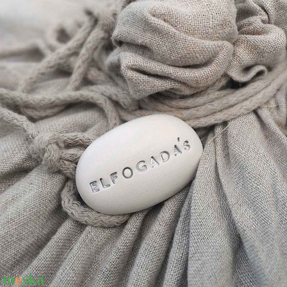 ELFOGADÁS - Kerámia Varázskavics üzenettel, motivációs felirattal - esküvő - emlék & ajándék - köszönőajándék - Meska.hu