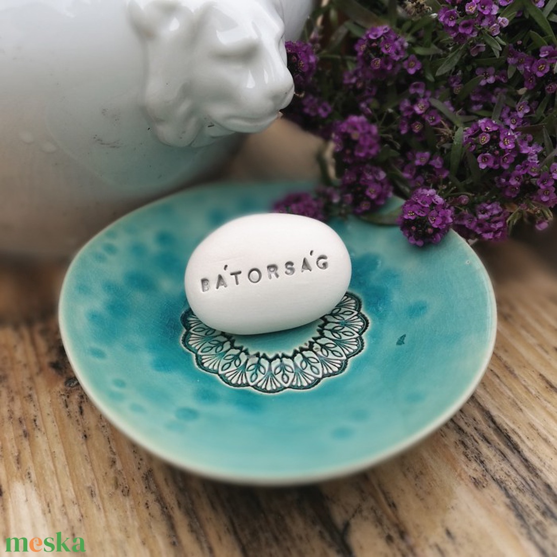 BÁTORSÁG - Kerámia Varázskavics üzenettel, motivációs felirattal - esküvő - emlék & ajándék - köszönőajándék - Meska.hu