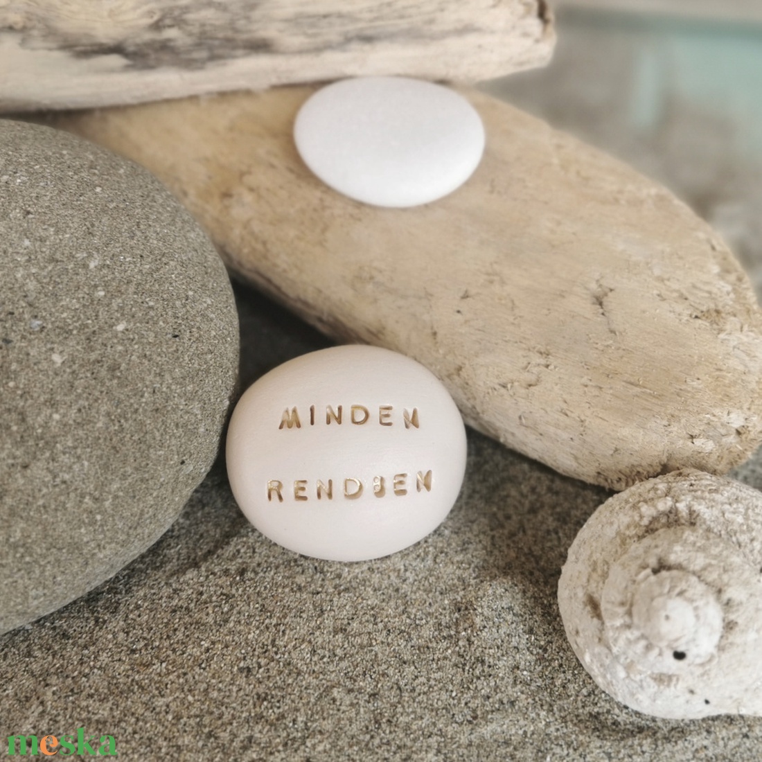 MINDEN RENDBEN - Kerámia Varázskavics üzenettel, motivációs felirattal - esküvő - emlék & ajándék - köszönőajándék - Meska.hu