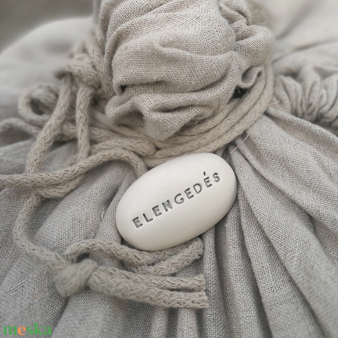 ELENGEDÉS - Kerámia Varázskavics üzenettel, motivációs felirattal - esküvő - emlék & ajándék - köszönőajándék - Meska.hu