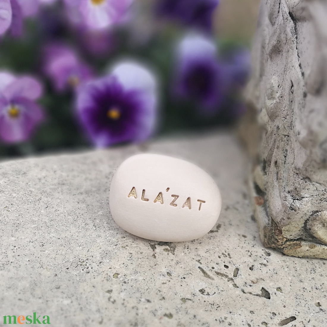 ALÁZAT - Kerámia Varázskavics üzenettel, motivációs felirattal - esküvő - emlék & ajándék - köszönőajándék - Meska.hu