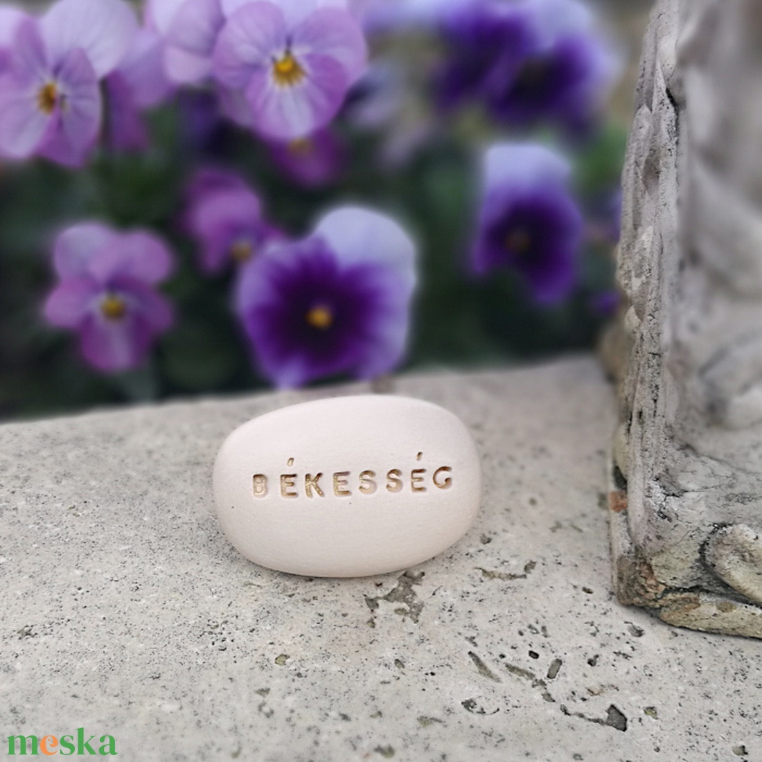 BÉKESSÉG - Kerámia Varázskavics üzenettel, motivációs felirattal - esküvő - emlék & ajándék - köszönőajándék - Meska.hu