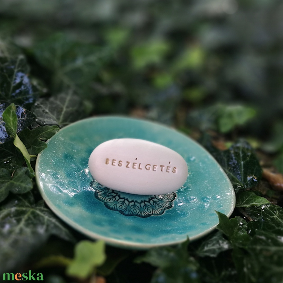 BESZÉLGETÉS - Kerámia Varázskavics üzenettel, motivációs felirattal - esküvő - emlék & ajándék - köszönőajándék - Meska.hu