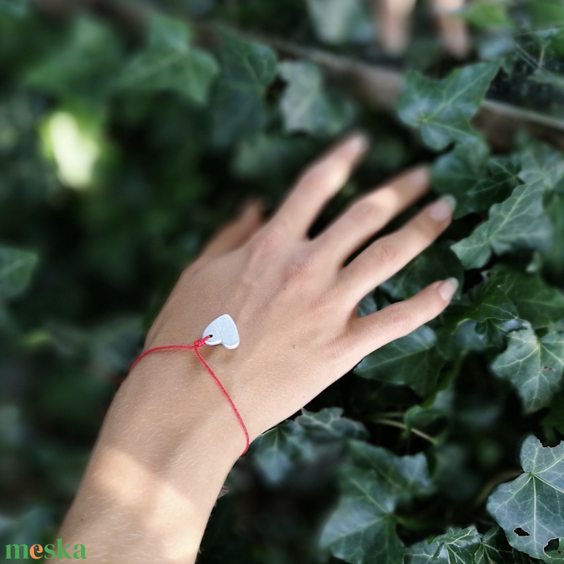 SZIVECSKÉS KARKÖTŐ 3 +1 vegyes csomagban - Állítható piros ékszerzsinórral - esküvő - ékszer - karkötő & csuklódísz - Meska.hu