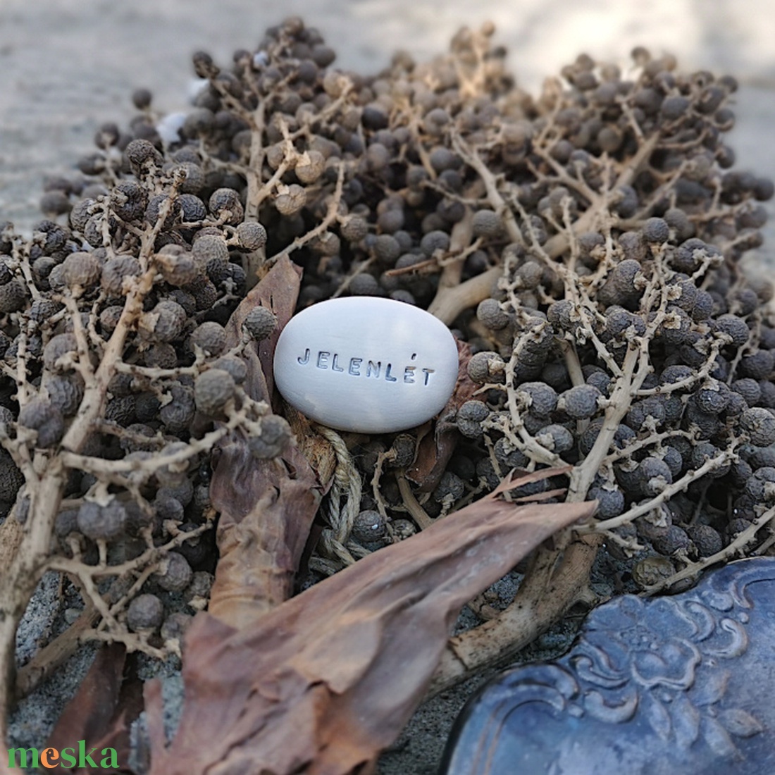 JELENLÉT - Kerámia Varázskavics üzenettel, motivációs felirattal - esküvő - emlék & ajándék - köszönőajándék - Meska.hu