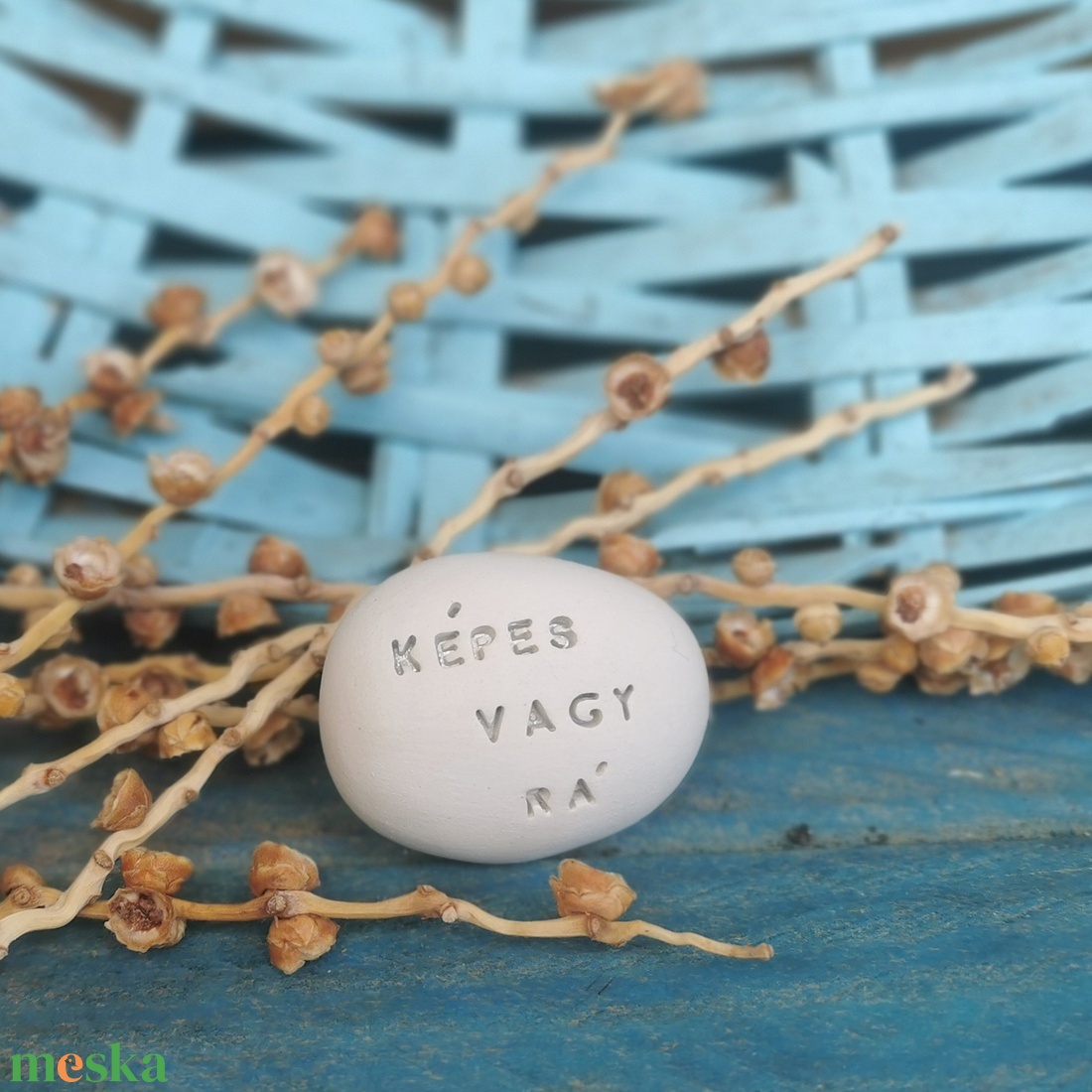 KÉPES VAGY RÁ - Kerámia Varázskavics üzenettel, motivációs felirattal - esküvő - emlék & ajándék - köszönőajándék - Meska.hu