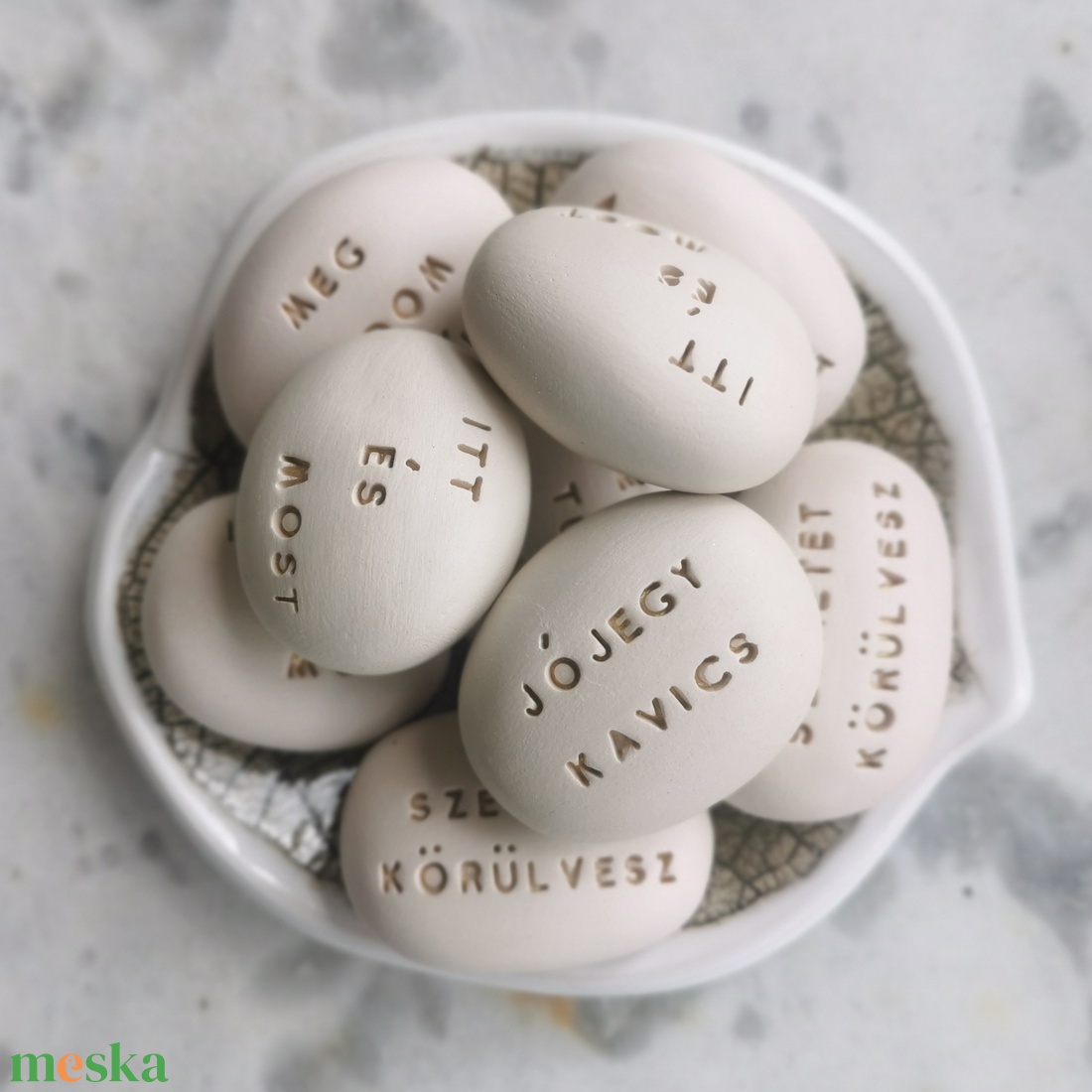 Varázskavics csomag kerámia tállal - egyedi kérésre - esküvő - dekoráció - asztaldísz - Meska.hu