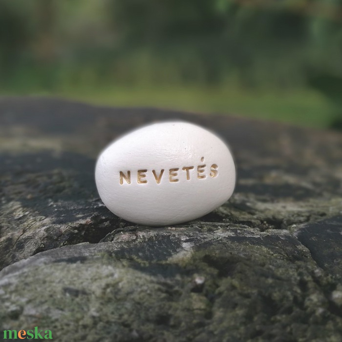 NEVETÉS - Kerámia Varázskavics üzenettel, motivációs felirattal - esküvő - emlék & ajándék - köszönőajándék - Meska.hu