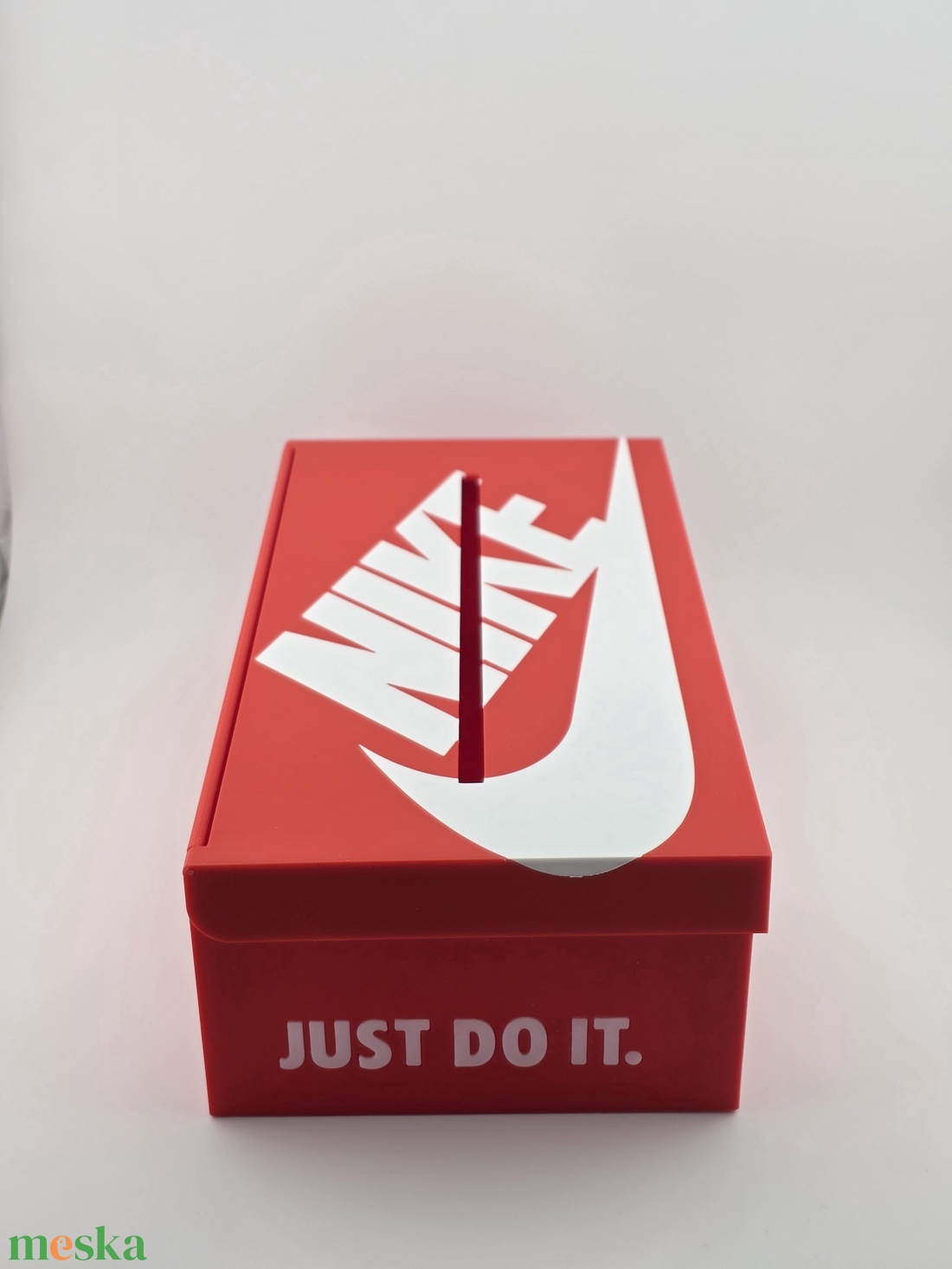Nike cipősdoboz ihlette papír zsebkendő tartó  - otthon & életmód - tárolás & rendszerezés - zsebkendőtartó - Meska.hu