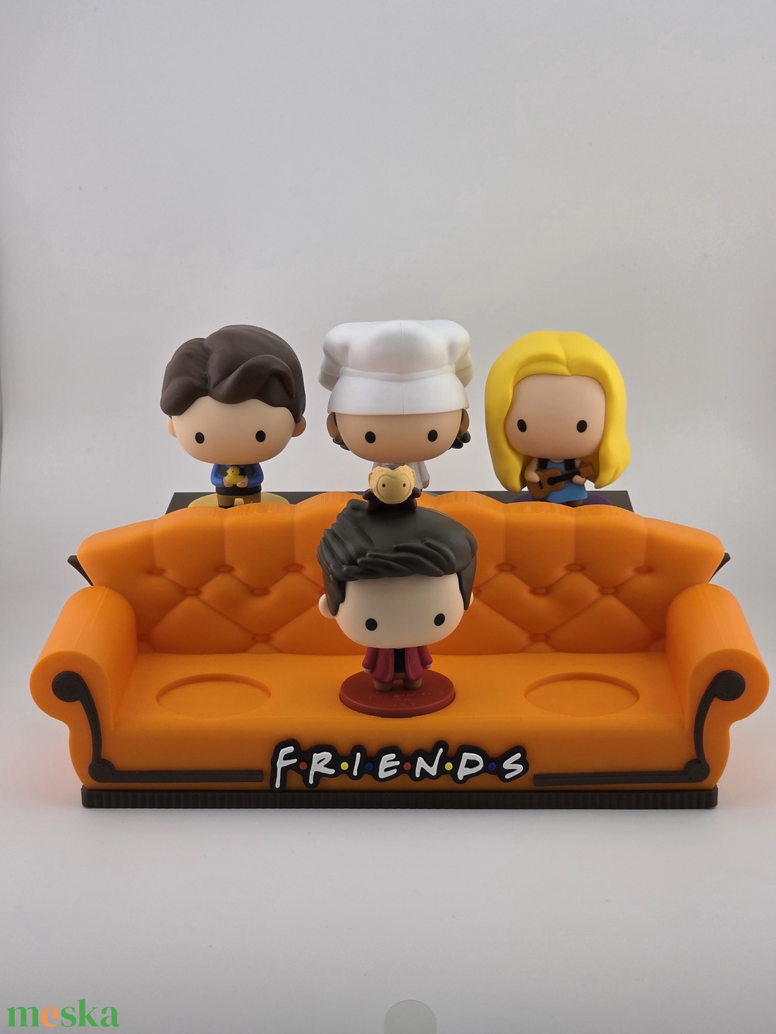 Jóbarátok Friends figura tartó - otthon & életmód - tárolás & rendszerezés - íróasztali tároló - Meska.hu