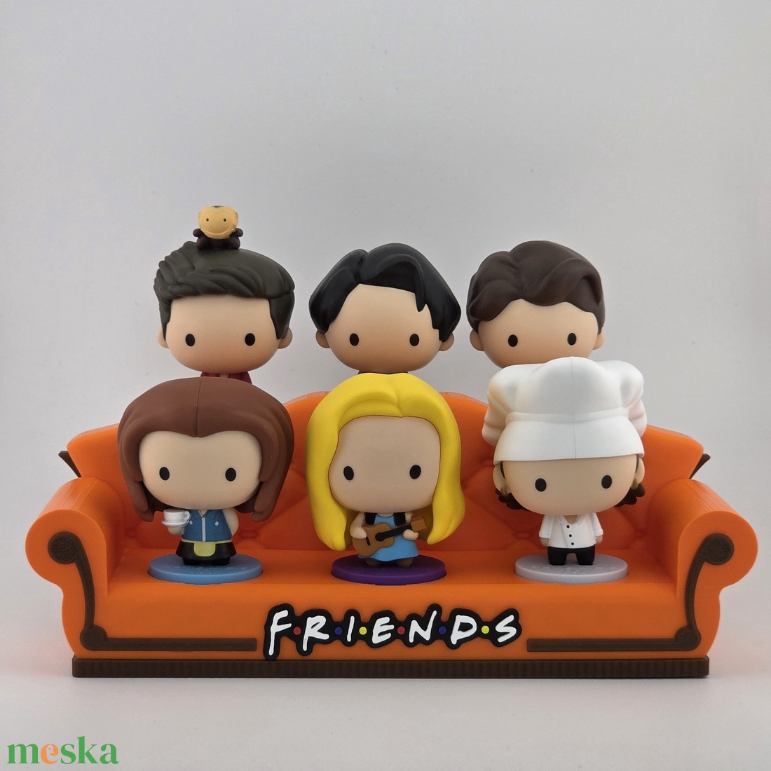 Jóbarátok Friends figura tartó - otthon & életmód - tárolás & rendszerezés - íróasztali tároló - Meska.hu