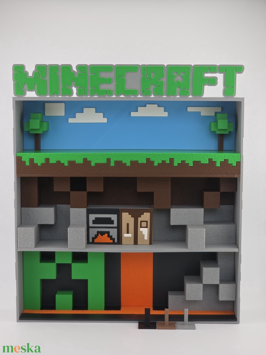Minecraft Kinder Joy figuratartó állvány � Falra akasztható - otthon & életmód - tárolás & rendszerezés - íróasztali tároló - Meska.hu