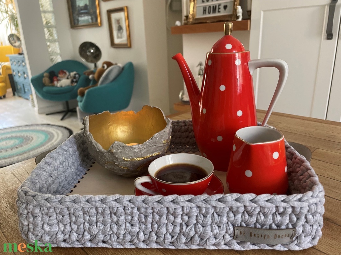 Horgolt tálca textilbőr fogantyúval - otthon & életmód - konyhafelszerelés, tálalás - tálalás - tálca - Meska.hu