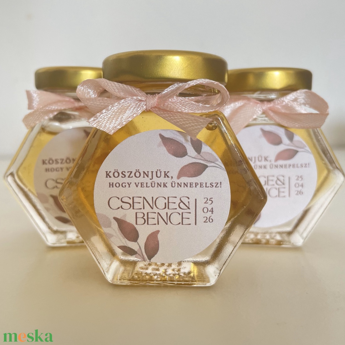 Mézes Esküvői Köszönetajándék/Köszönőajándék - Álló hexagon - 50 ml - esküvő - emlék & ajándék - köszönőajándék - Meska.hu