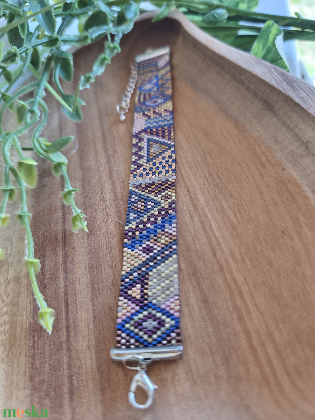 Színes cikk-cakk karkötő - ékszer - karkötő - gyöngyös karkötő - Meska.hu