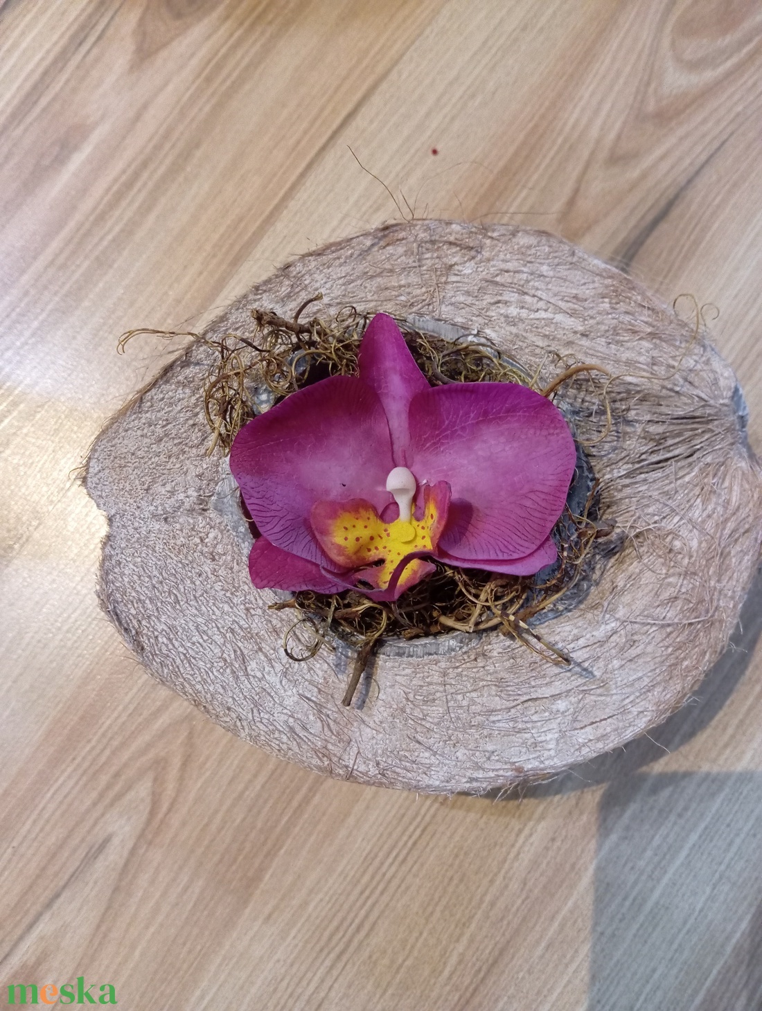agyag orchidea fél kókuszdióban - otthon & életmód - dekoráció - asztal és polc dekoráció - asztaldísz - Meska.hu agyag orchidea fél kókuszdióban - otthon & életmód - dekoráció - asztal és polc dekoráció - asztaldísz - Meska.hu