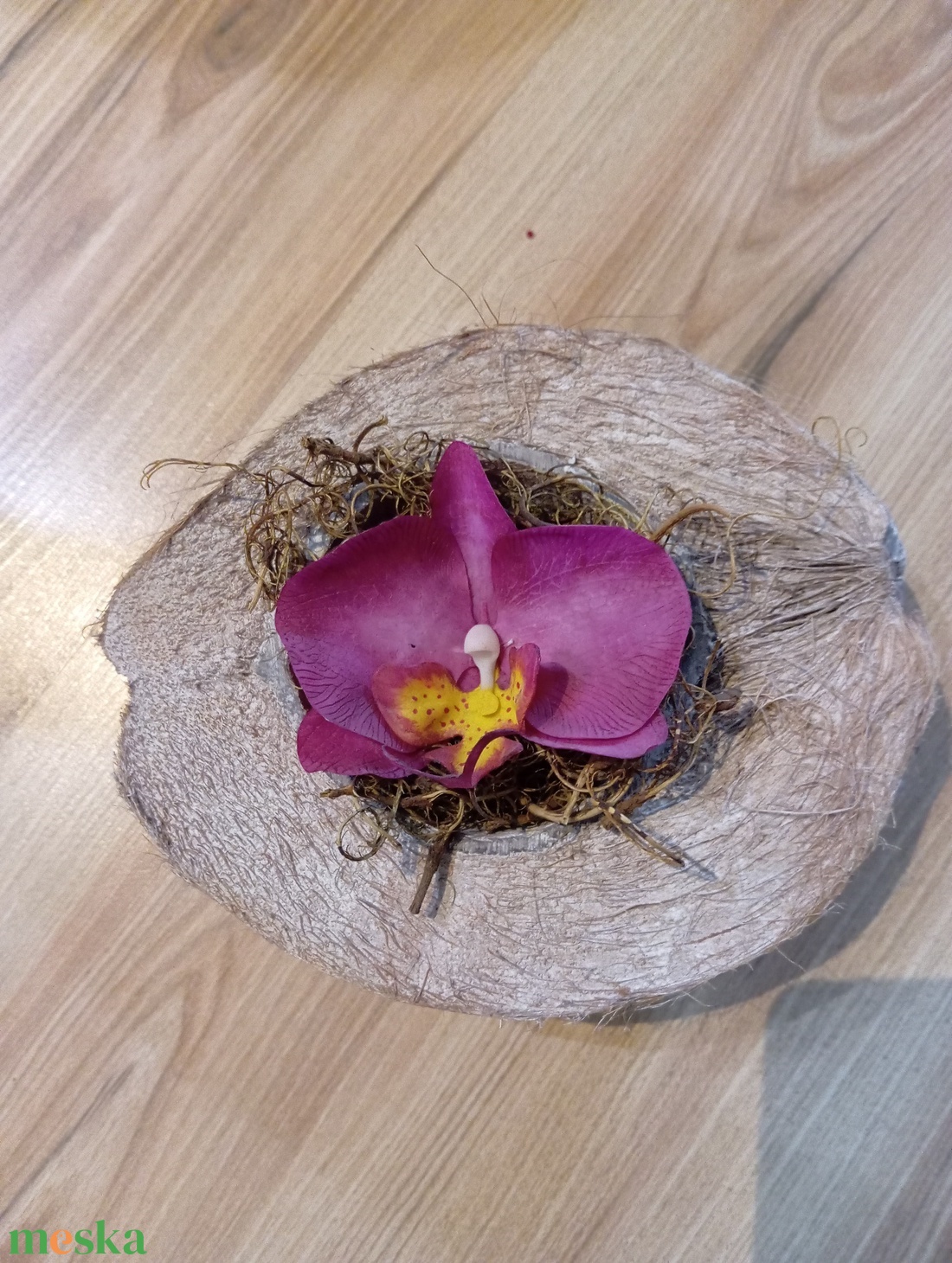 agyag orchidea fél kókuszdióban - otthon & életmód - dekoráció - asztal és polc dekoráció - asztaldísz - Meska.hu agyag orchidea fél kókuszdióban - otthon & életmód - dekoráció - asztal és polc dekoráció - asztaldísz - Meska.hu