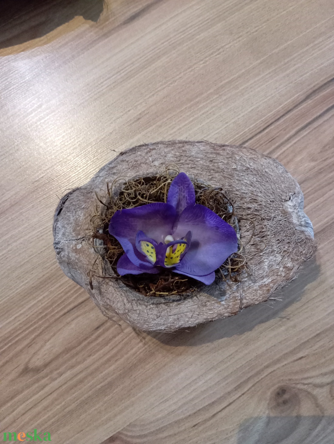 agyag orchidea fél kókuszdióban - otthon & életmód - dekoráció - asztal és polc dekoráció - asztaldísz - Meska.hu agyag orchidea fél kókuszdióban - otthon & életmód - dekoráció - asztal és polc dekoráció - asztaldísz - Meska.hu