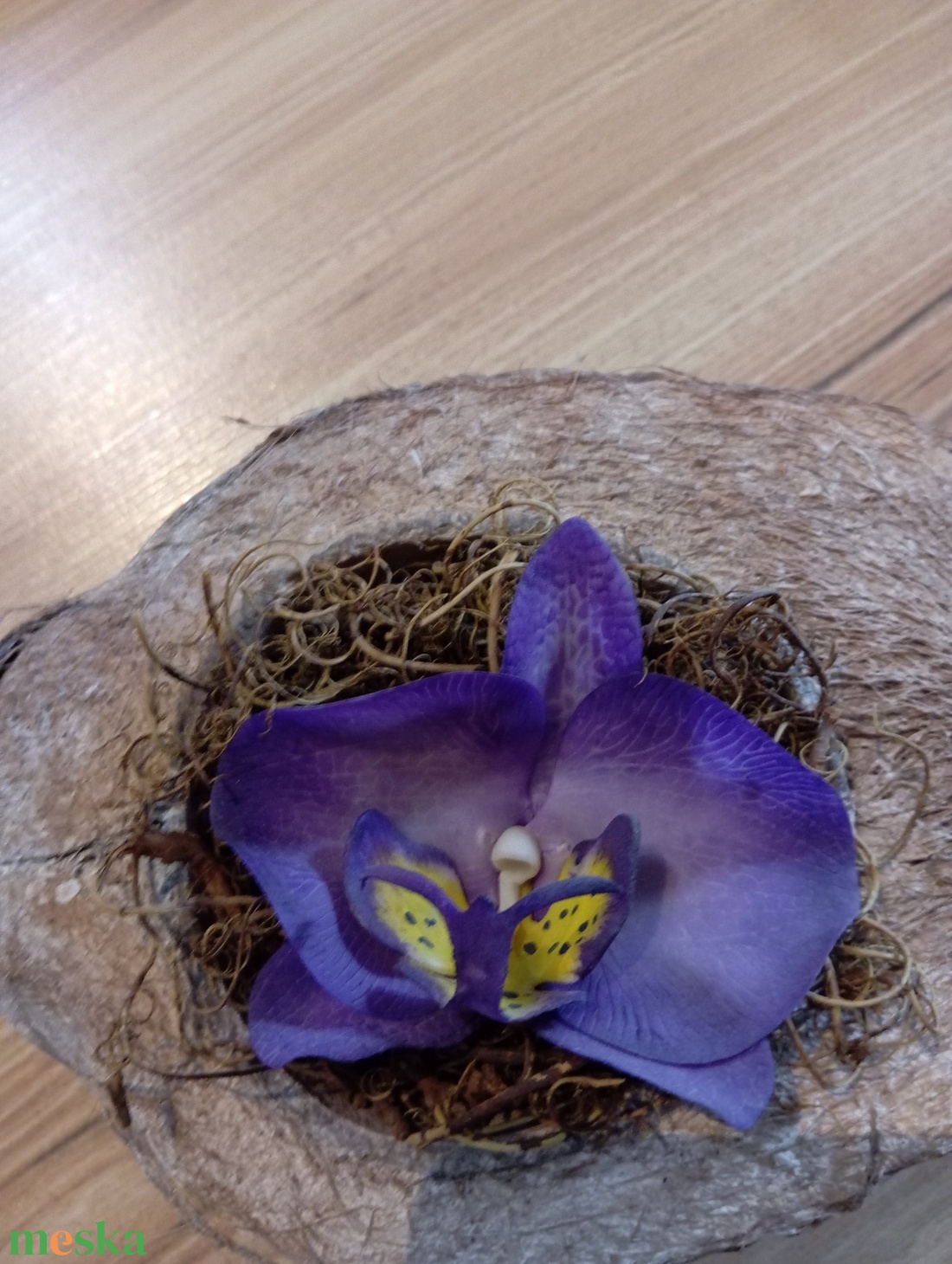 agyag orchidea fél kókuszdióban - otthon & életmód - dekoráció - asztal és polc dekoráció - asztaldísz - Meska.hu agyag orchidea fél kókuszdióban - otthon & életmód - dekoráció - asztal és polc dekoráció - asztaldísz - Meska.hu