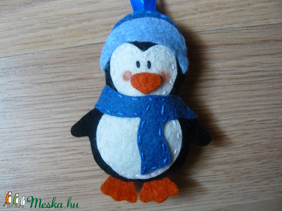 Filc pingvin karácsonyfadísz  -  - Meska.hu