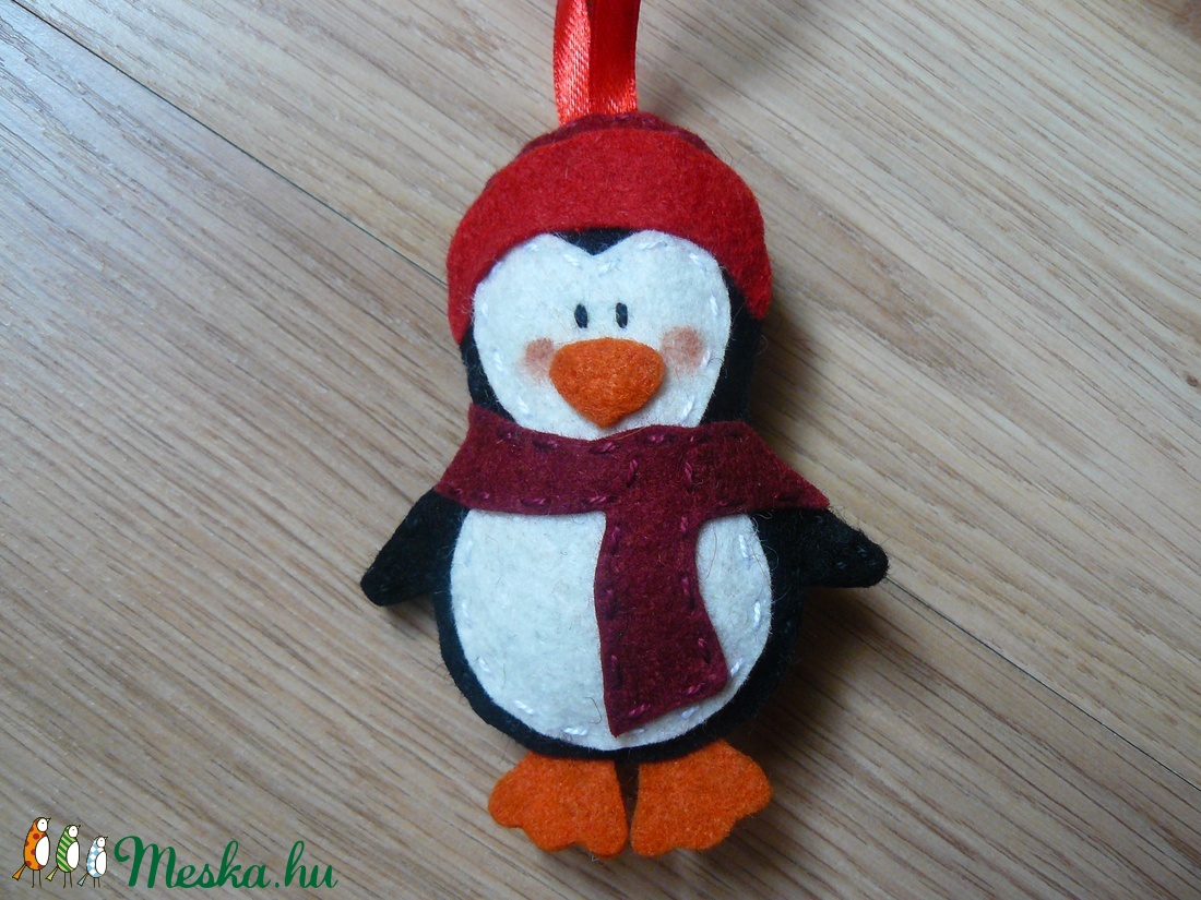 Filc pingvin karácsonyfadísz  -  - Meska.hu