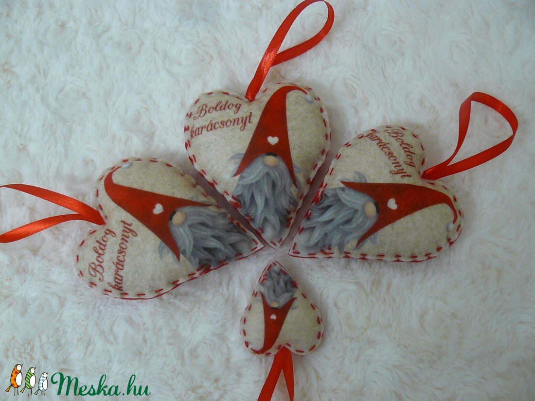 Manó mintás filc szívek -  - Meska.hu