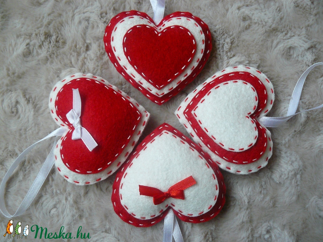 Filc szívek piros-fehér -  - Meska.hu