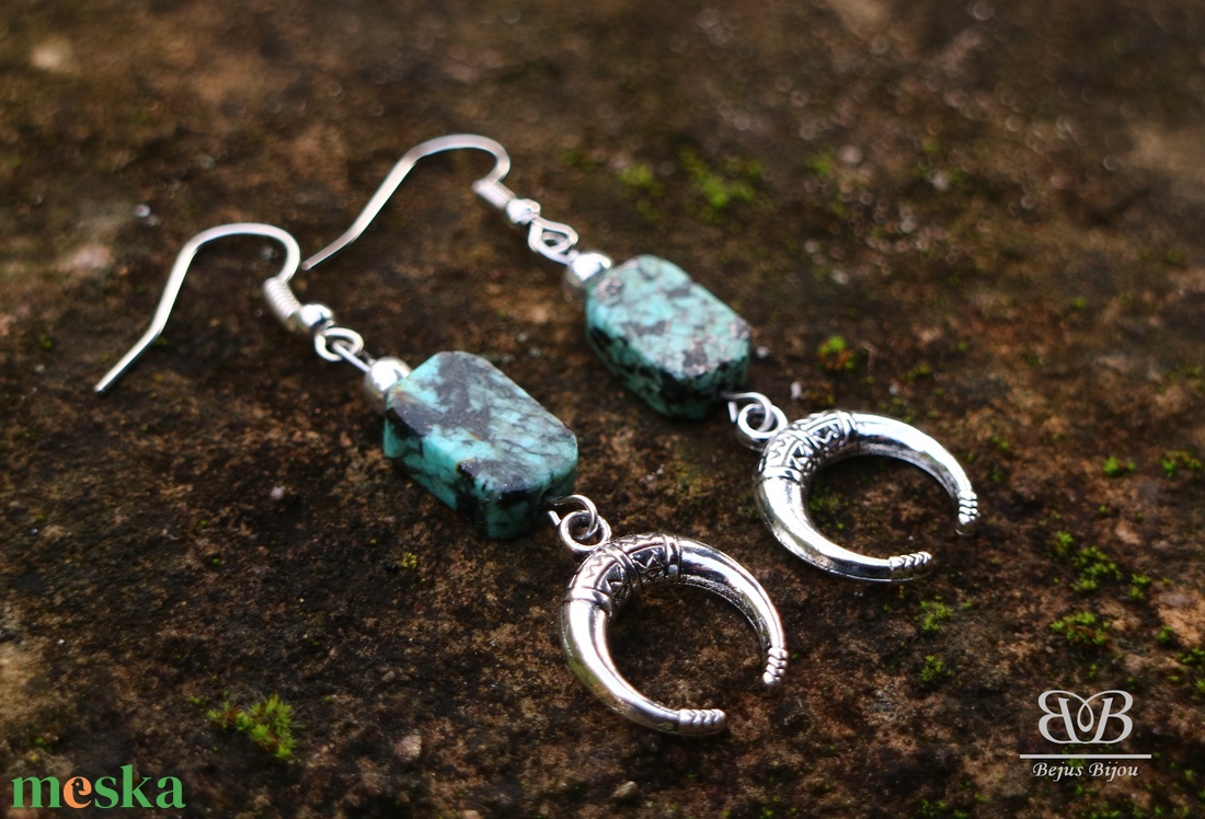 Türkiz újhold fülbevaló - ékszer - fülbevaló - lógó fülbevaló - Meska.hu