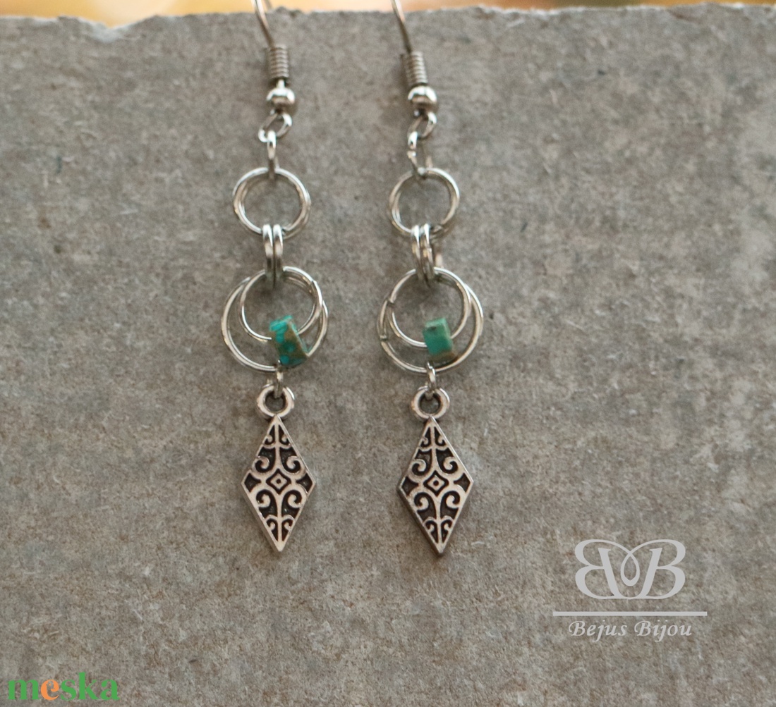 Minimalista rombusz fülbevaló - ékszer - fülbevaló - lógó fülbevaló - Meska.hu