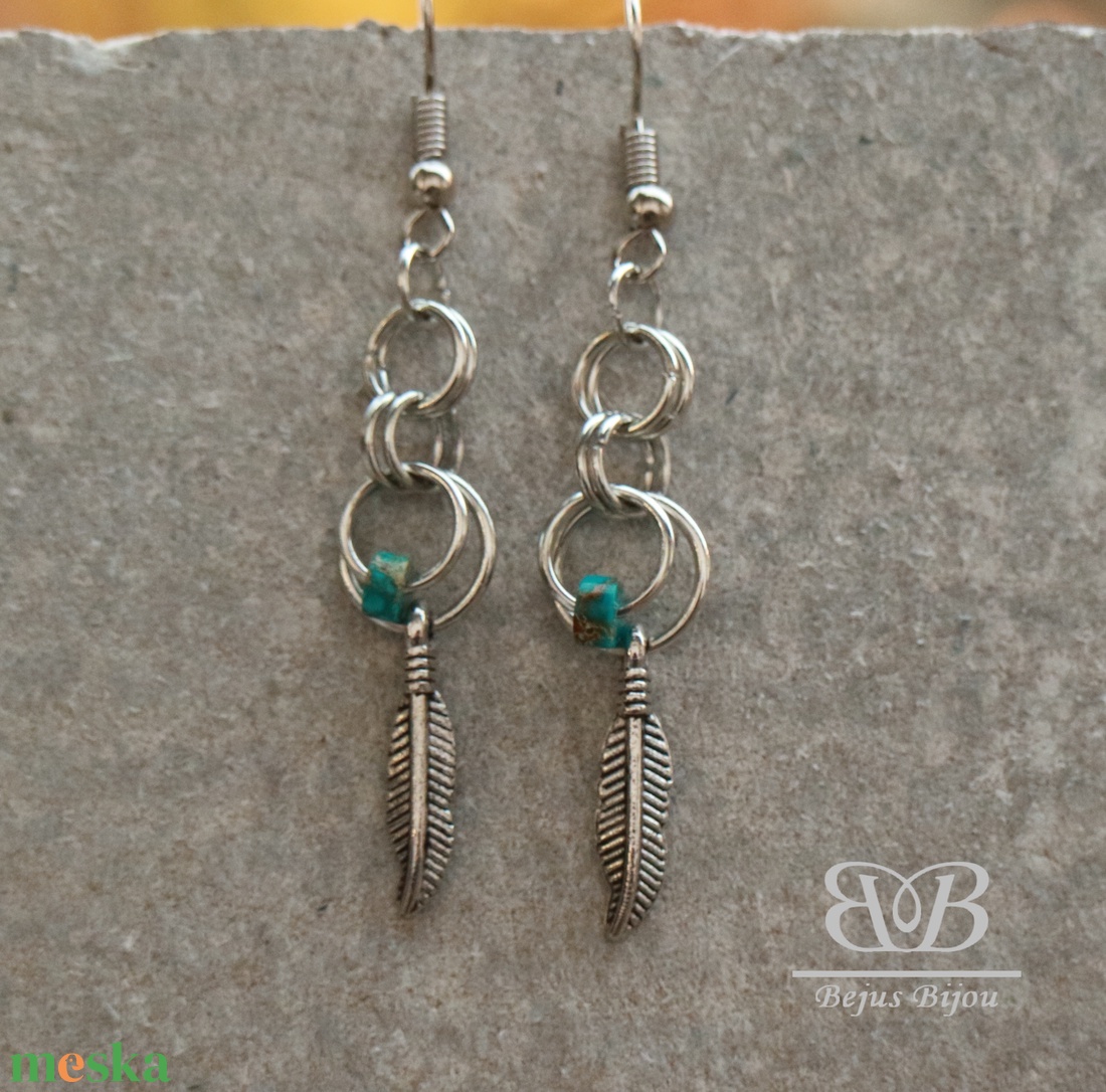 Minimalista madártoll fülbevaló - ékszer - fülbevaló - lógó fülbevaló - Meska.hu