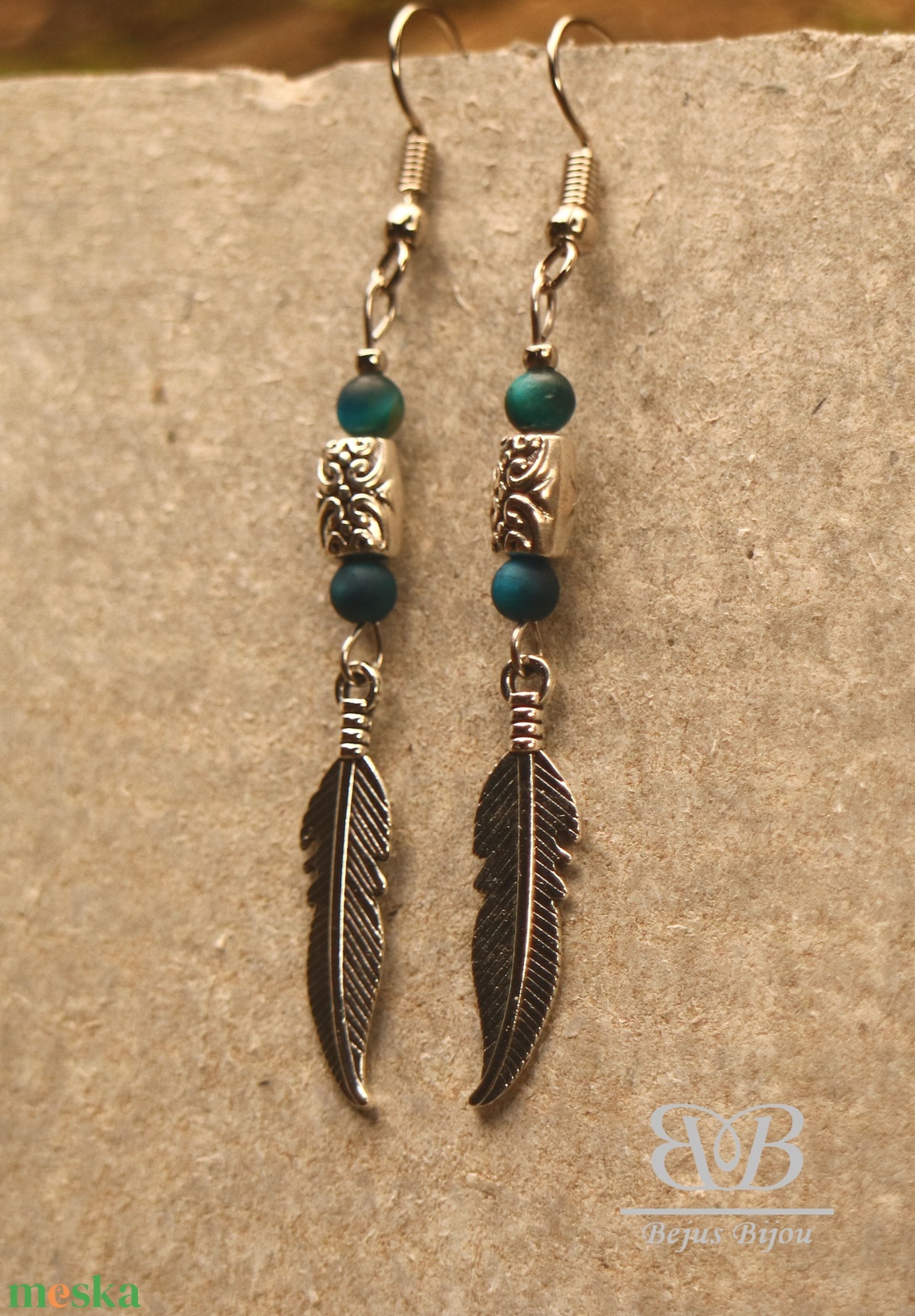  Madártoll fülbevaló - kék tigrisszem - ékszer - fülbevaló - lógó fülbevaló - Meska.hu