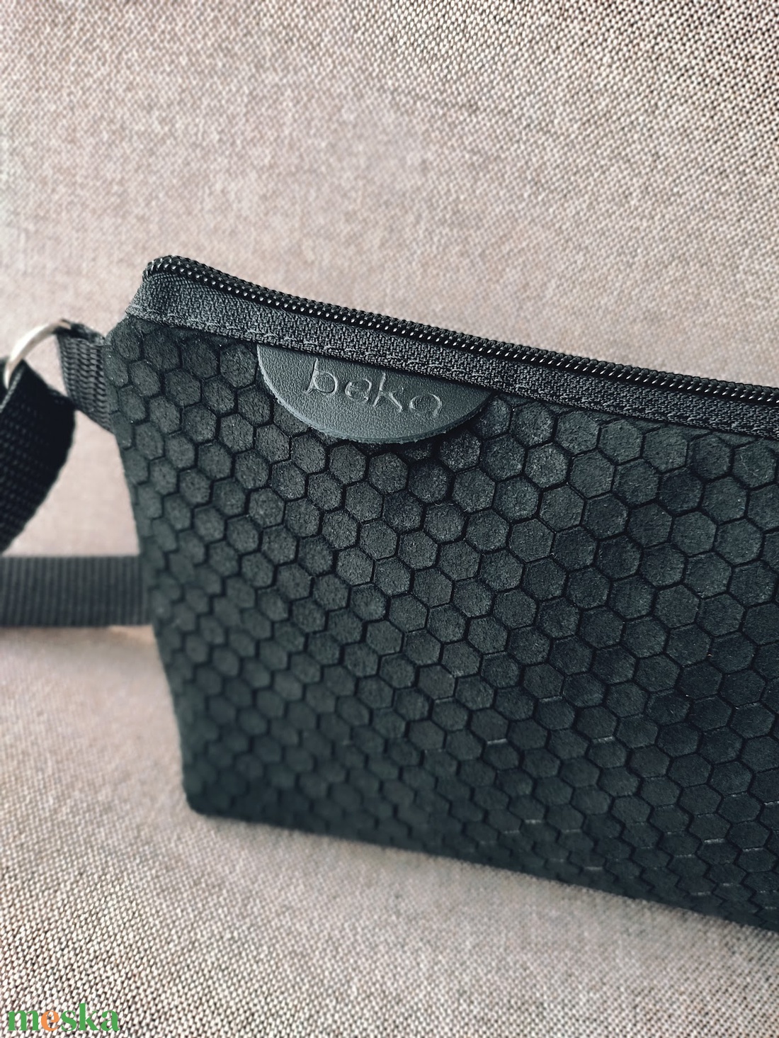 Bőr Crossbody táska - táska & tok - kézitáska & válltáska - vállon átvethető táska - Meska.hu Bőr Crossbody táska - táska & tok - kézitáska & válltáska - vállon átvethető táska - Meska.hu