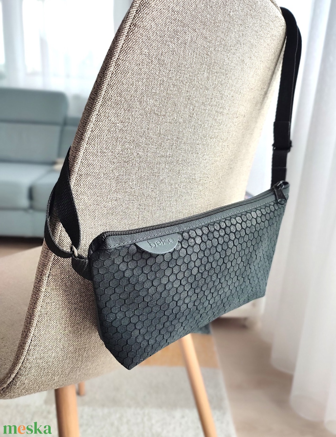 Bőr Crossbody táska - táska & tok - kézitáska & válltáska - vállon átvethető táska - Meska.hu Bőr Crossbody táska - táska & tok - kézitáska & válltáska - vállon átvethető táska - Meska.hu