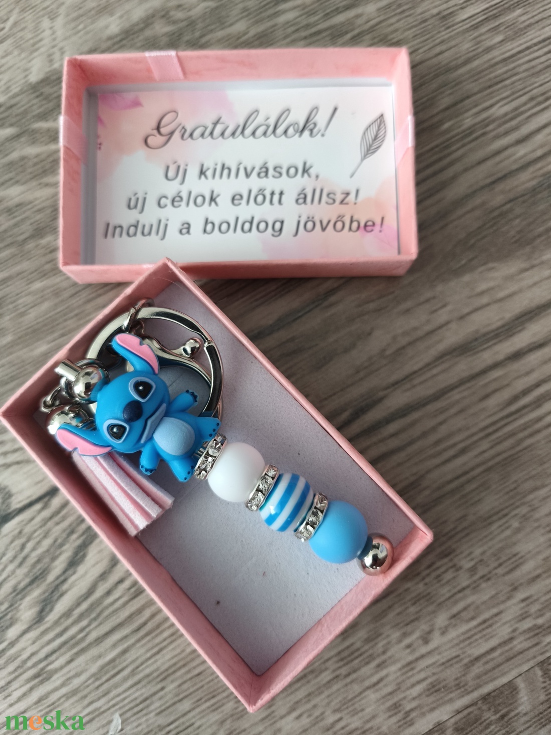 Ballagási Kulcstartó - Stitches, rózsaszínes akciós termékkép 1