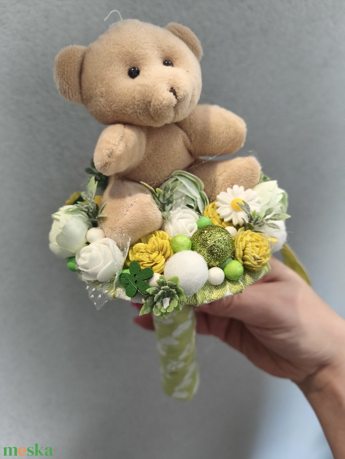 Ballagási örökcsokor - zöld macis - otthon & életmód - virágdekoráció - virágok - virágcsokor - Meska.hu