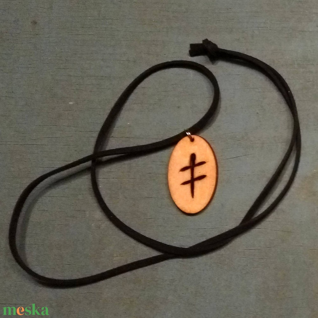 Rovásírott medál - ékszer - nyaklánc - medál - Meska.hu