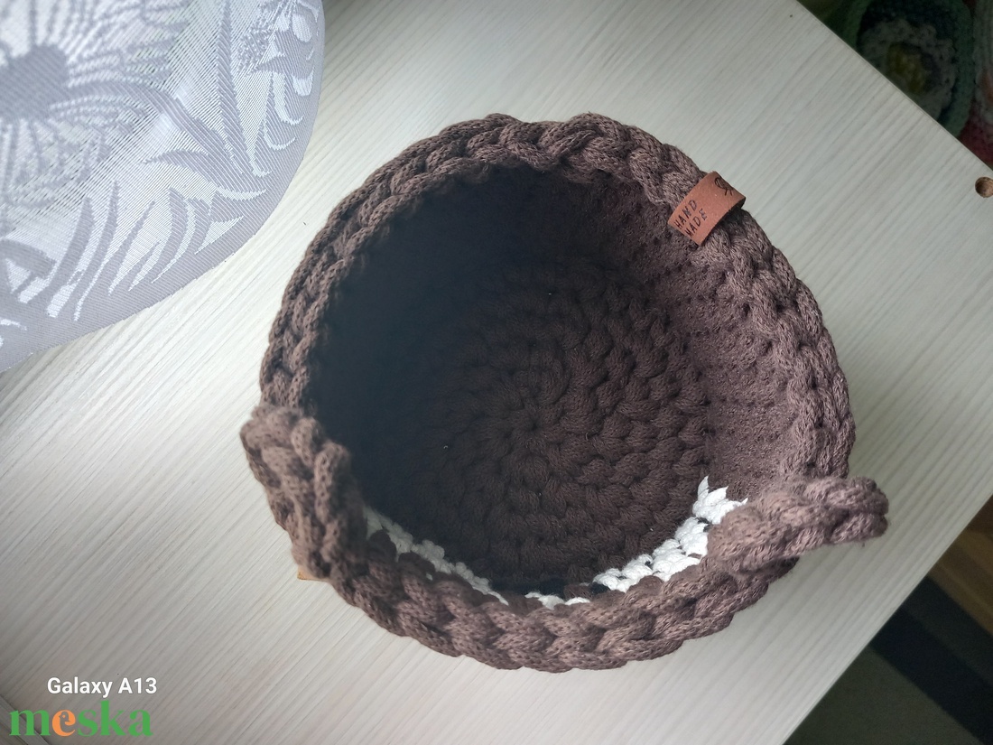 Horgolt őzike tároló  - otthon & életmód - babaszoba, gyerekszoba - játéktároló - Meska.hu