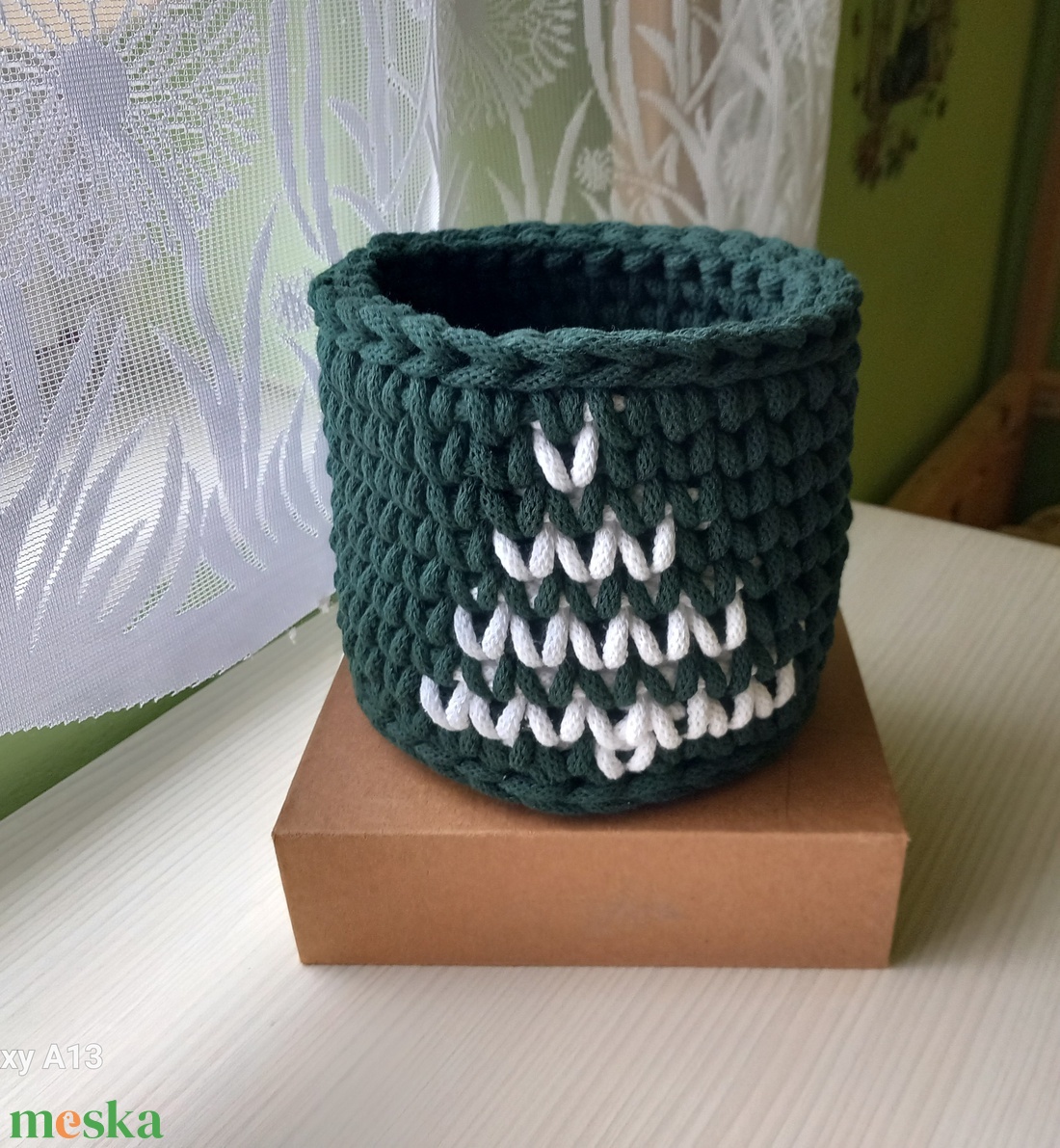 Horgolt karácsonyfás tároló  - karácsony - karácsonyi lakásdekoráció - Meska.hu