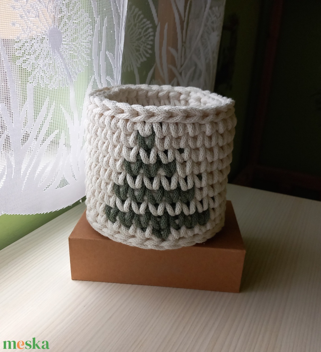 Horgolt karácsonyfás tároló  - karácsony - karácsonyi lakásdekoráció - Meska.hu