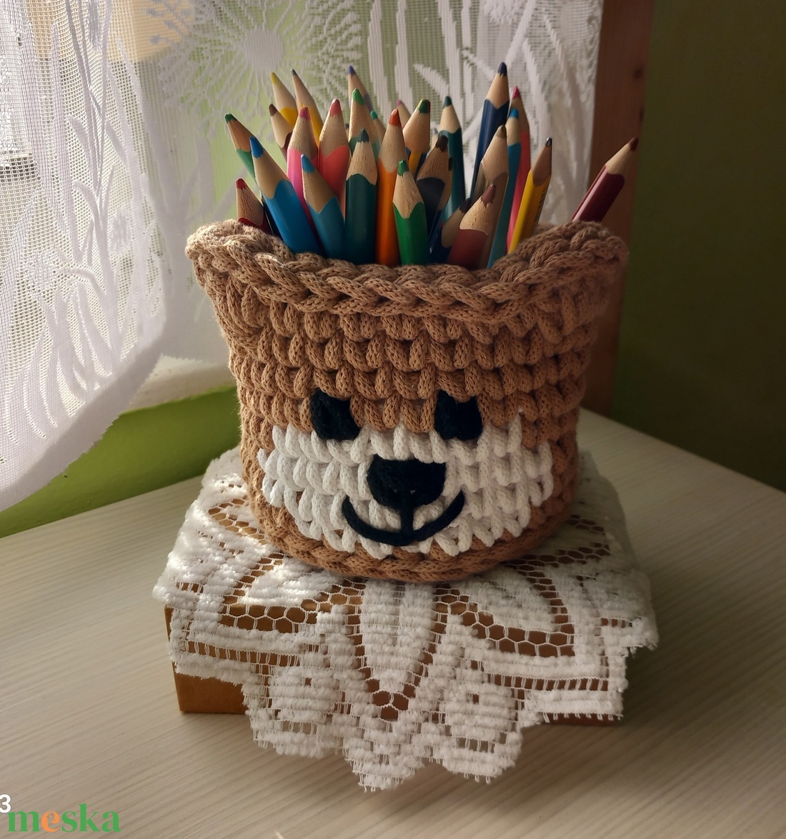 Horgolt kis macis tároló - otthon & életmód - babaszoba, gyerekszoba - játéktároló - Meska.hu