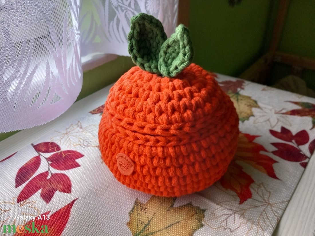 Horgolt narancs tároló  -  - Meska.hu