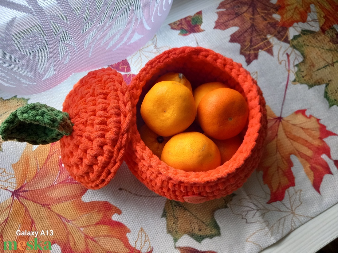 Horgolt narancs tároló  -  - Meska.hu