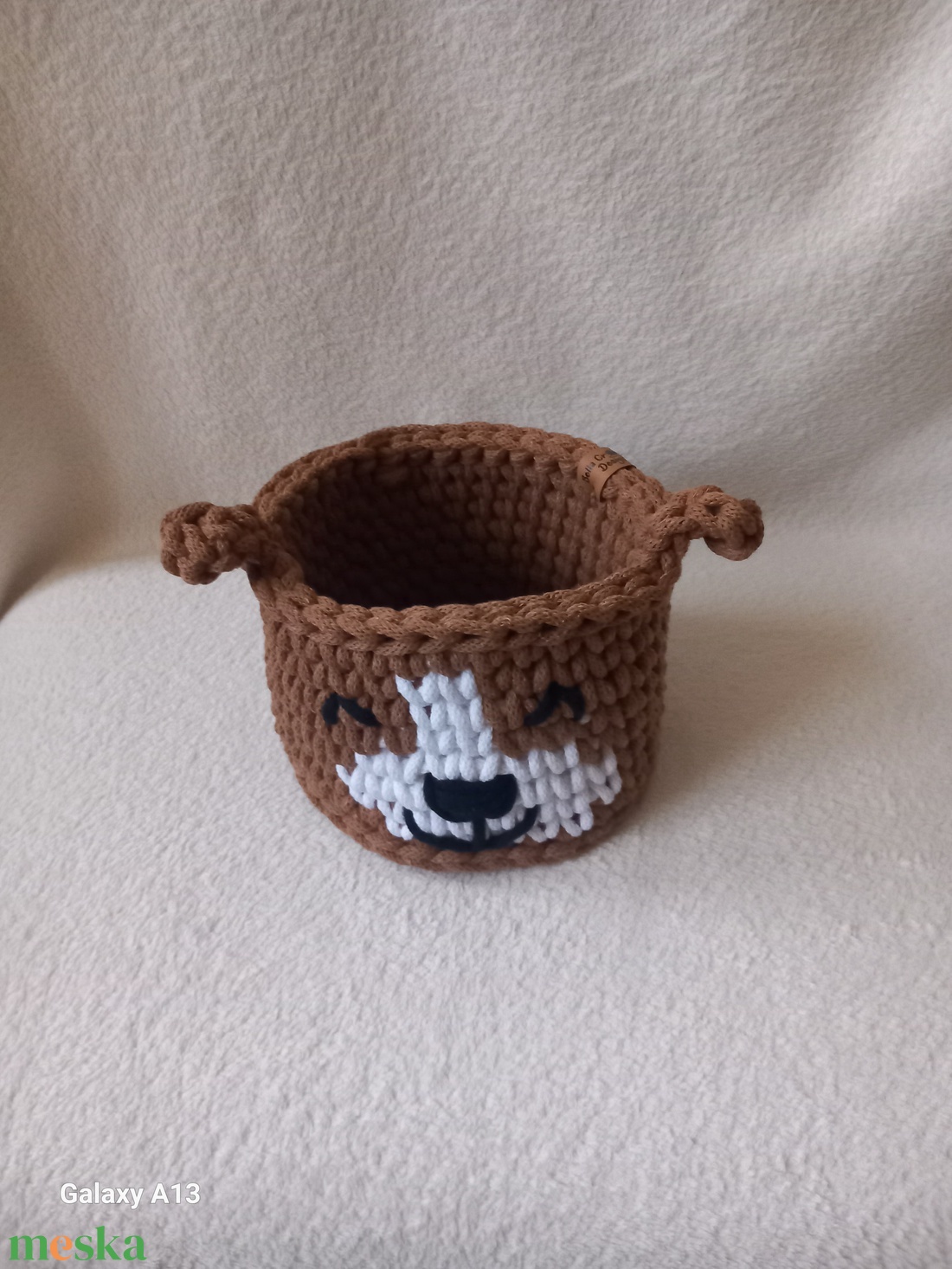 Horgolt barna kutyusos tároló  -  - Meska.hu