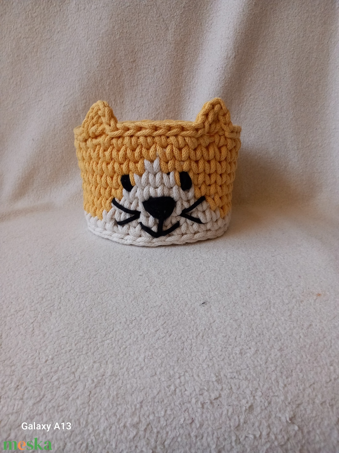 Horgolt sárga cica tároló  - otthon & életmód - tárolás & rendszerezés - tárolókosár - Meska.hu