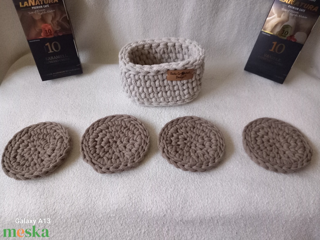 Horgolt poháralátét szett( bézs) - otthon & életmód - konyhafelszerelés, tálalás - tálalás - tányér- és poháralátét - Meska.hu