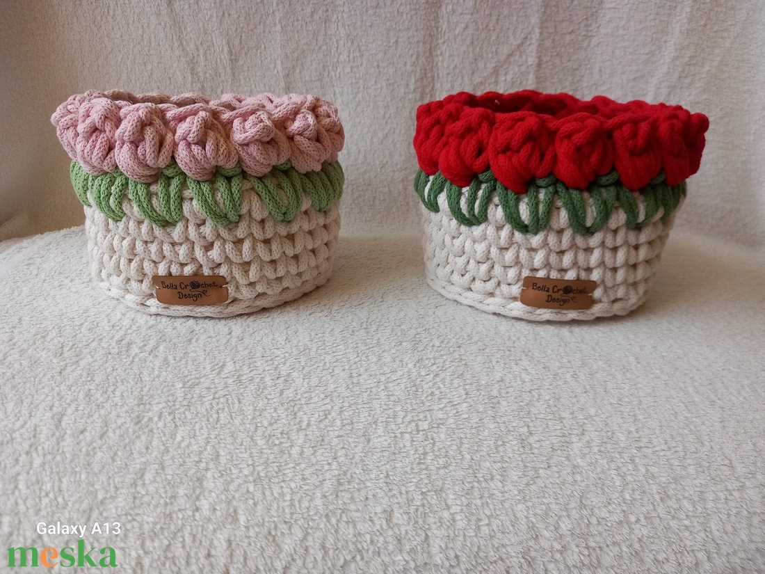 Horgolt tulipános kosarak  - otthon & életmód - tárolás & rendszerezés - doboz - Meska.hu