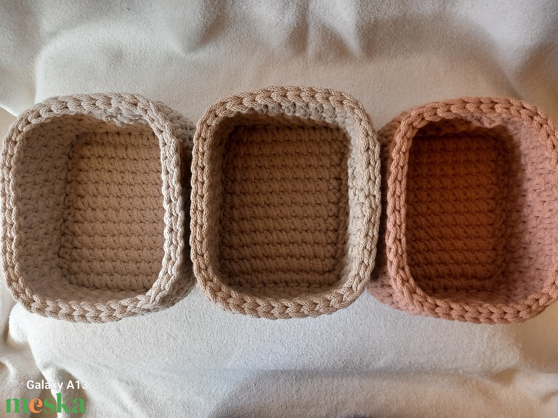 Horgolt téglatest tároló - otthon & életmód - tárolás & rendszerezés - doboz - Meska.hu