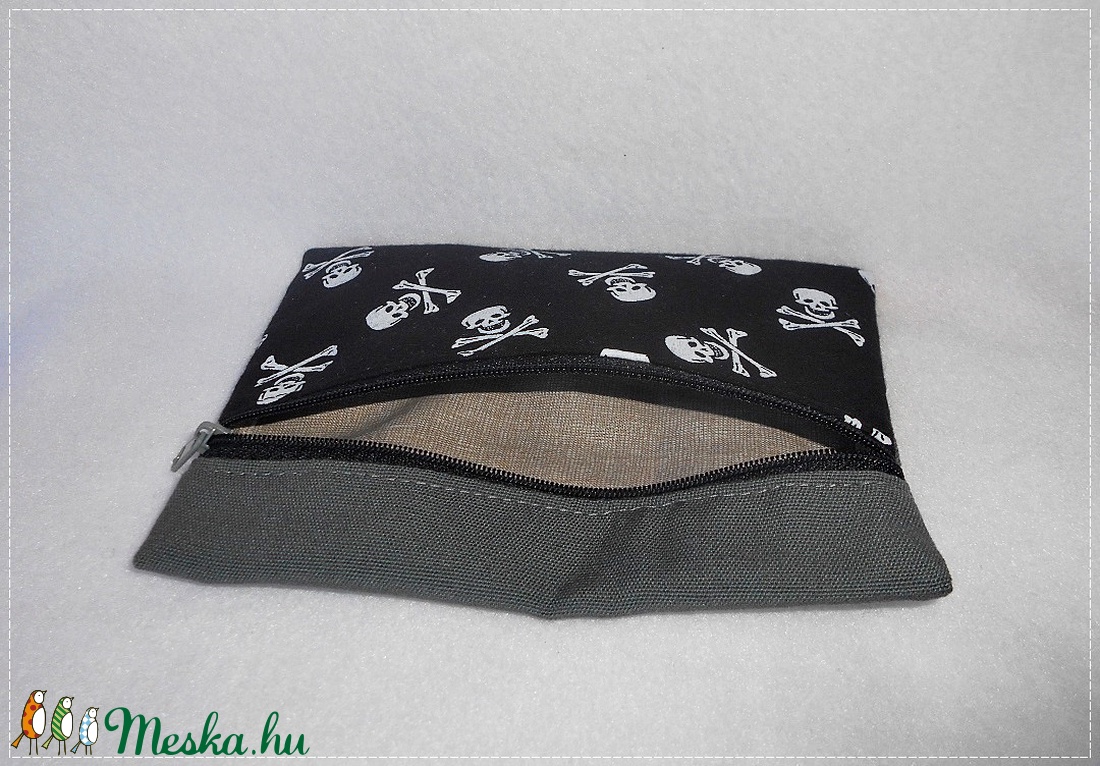 Koponya mintás textil pénztárca gyerekeknek - szürke/fekete -  - Meska.hu